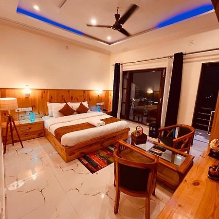 Sitara Resort, Scenic Mountain View Rooms With Balcony & Terrace Мусори Екстериор снимка