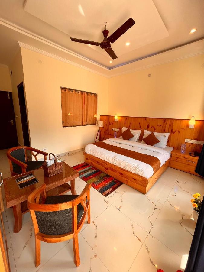 Sitara Resort, Scenic Mountain View Rooms With Balcony & Terrace Мусори Екстериор снимка