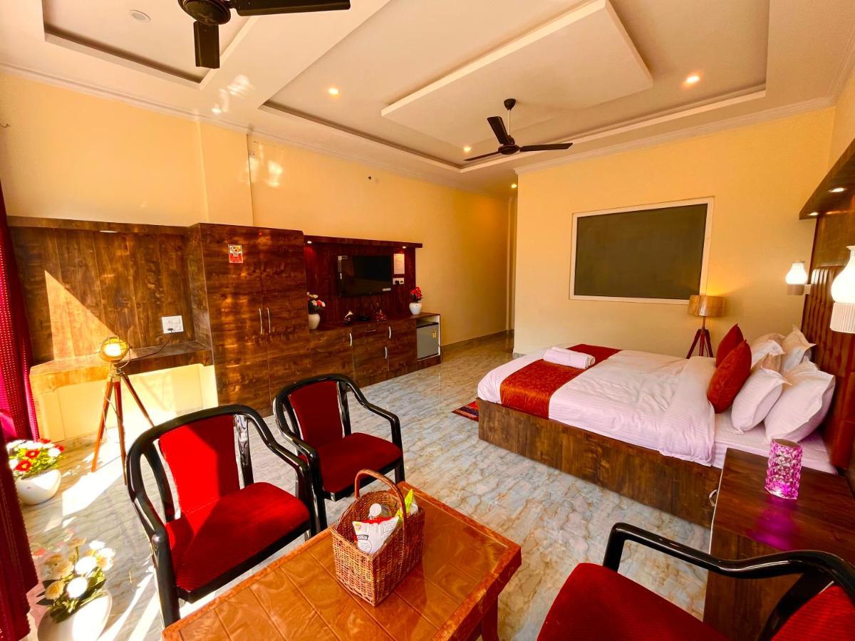 Sitara Resort, Scenic Mountain View Rooms With Balcony & Terrace Мусори Екстериор снимка